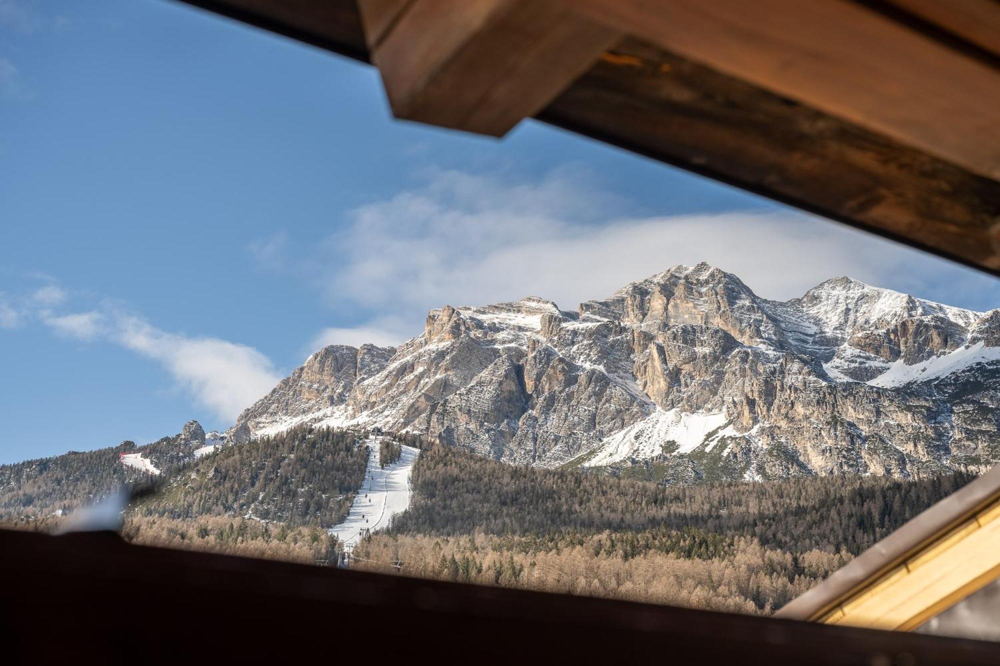 Attico Lodge Cortina d'Ampezzo Exterior photo